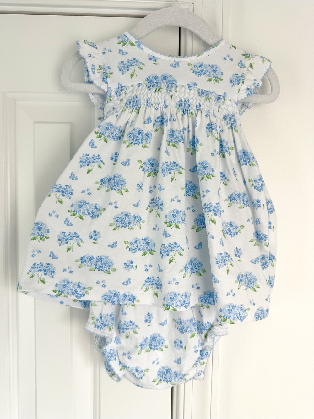 Kissy kissy blue floral dress set size 6-9m EUC